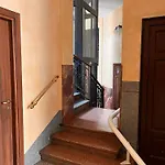 Classy & Chic 2 Storey Loft